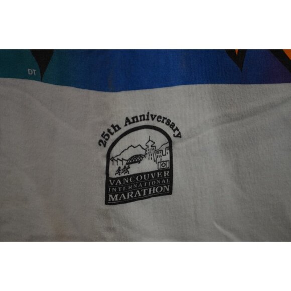 25th Anniversary Vancouver International Marathon 1996 Crew Large White FOTL Vtg - Picture 2 of 10